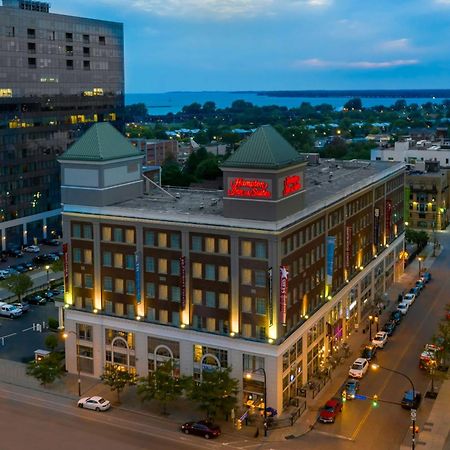 Hampton Inn & Suites Buffalo/Downtown Zewnętrze zdjęcie