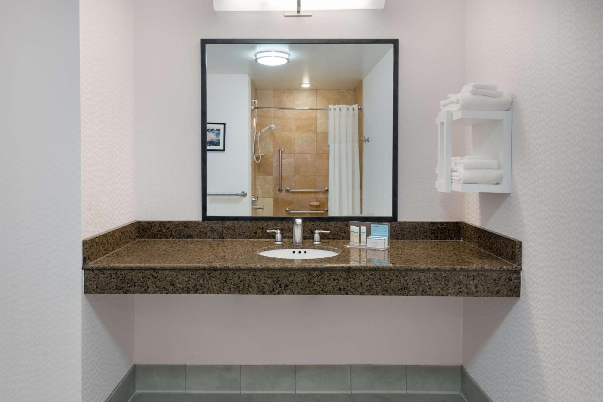 Hampton Inn & Suites Buffalo/Downtown Zewnętrze zdjęcie